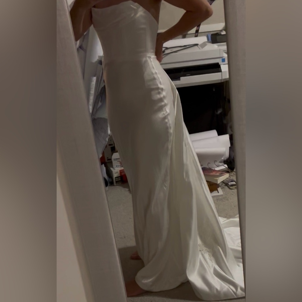 Ivory Lace Appliqué Wedding Dress Skirt